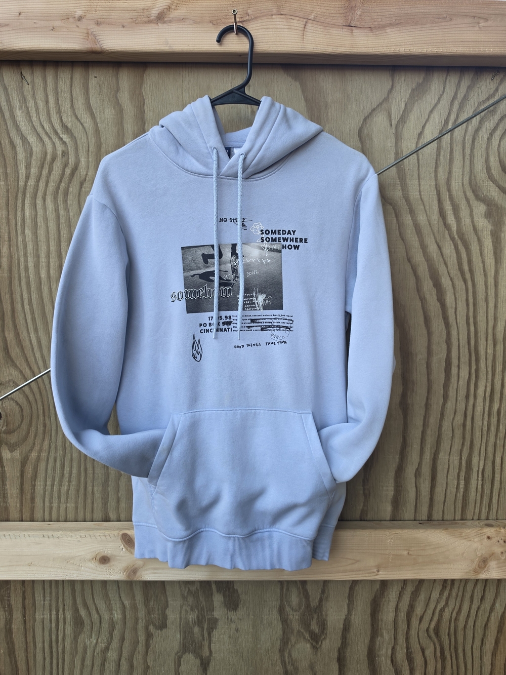 H&M Light Blue Graphic Pullover Hoodie Mens